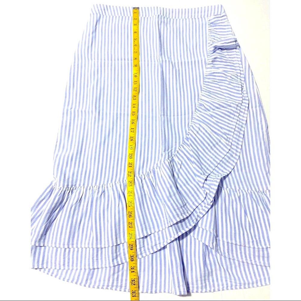 GAP Blue White Stripe Wrap Skirt NWOT - Picture 5 of 10